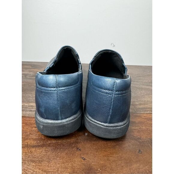 Rockport women’s 8.5 Clogs - Picture 6 of 9